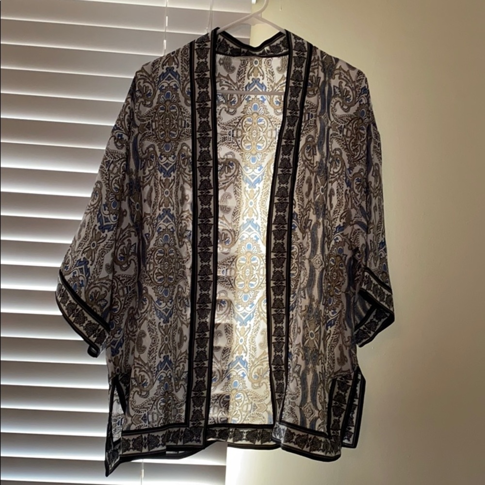 Max Studio shear jacket size small